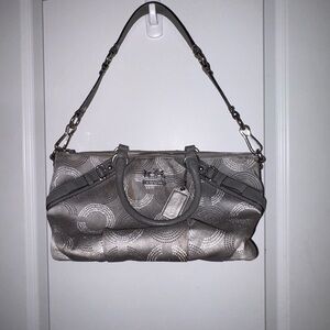 Vintage Coach Authentic Silver and Gray Patterned Shoulder Bag